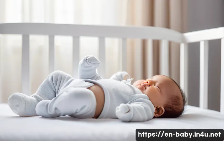 아기 낮잠 시간표 - A cozy nursery scene featuring a baby wearing a soft white cotton onesie and a diaper, peacefully na...